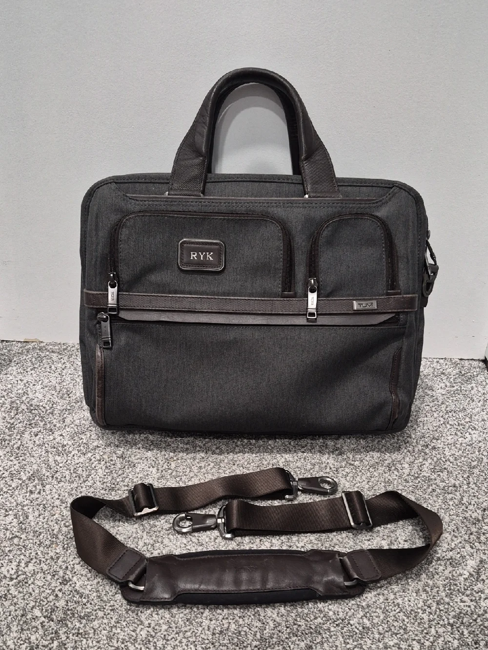 Tumi removable sleeve